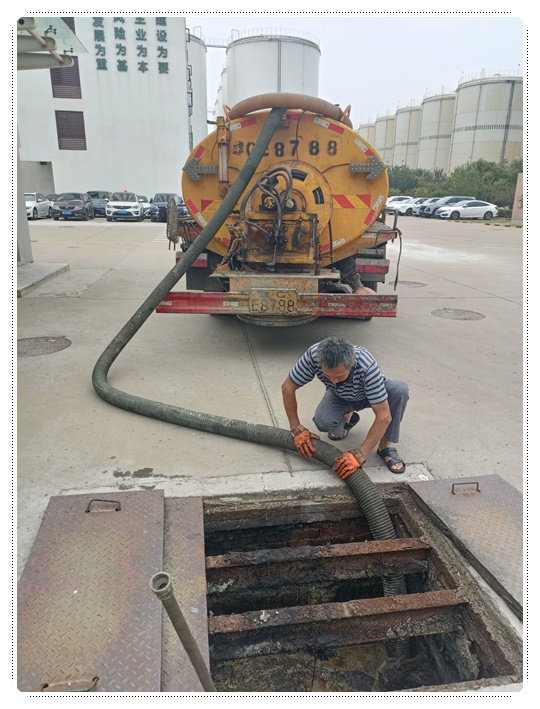 鹿寨隔油池清掏