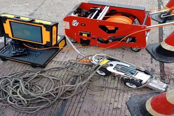 鹿寨CCTV管道检测机器人